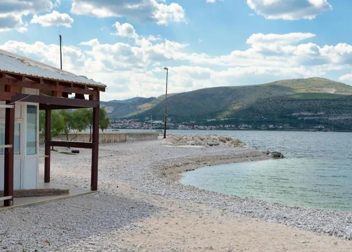 In Arbanija With Bubble Bath Apartament Trogir