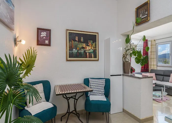 Apartman In Arbanija With Bubble Bath Trogir